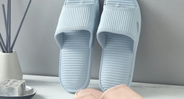 实物演示：S.S.PRINCESS舒适情侣款浴室拖鞋–2双装